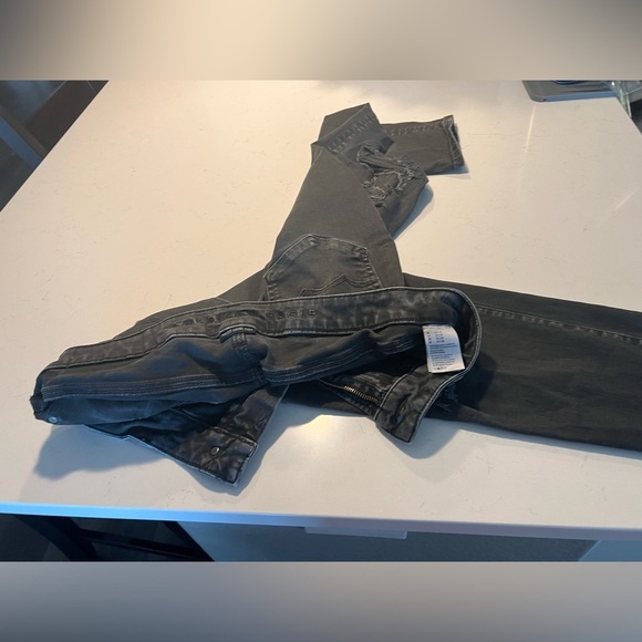 American Eagle Jeans Mens 32x30 Next Level Flex
Slim Gray Med Wash Distressed - Picture 6 of 9